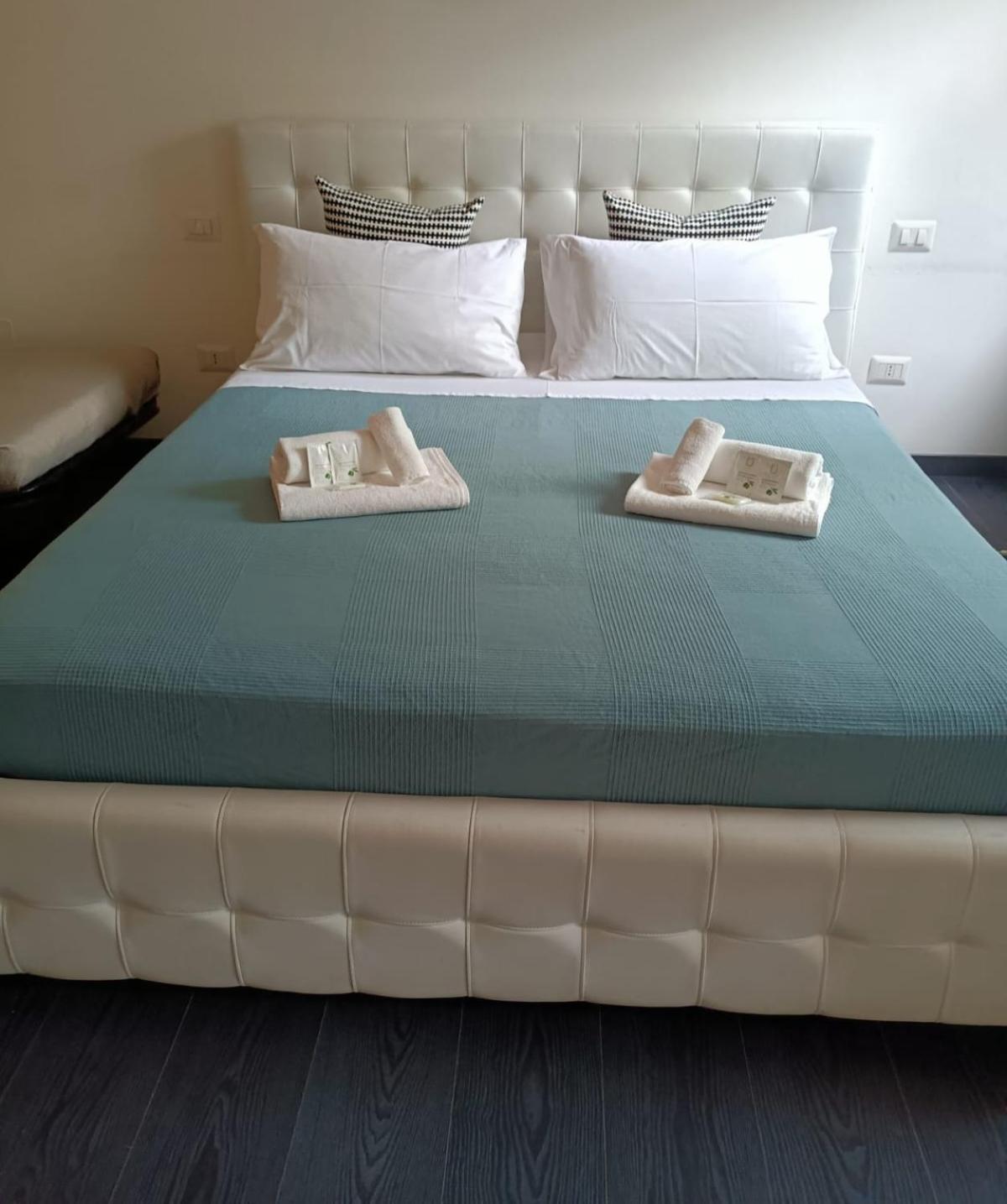 Rooms House Corso 22 Рим Экстерьер фото